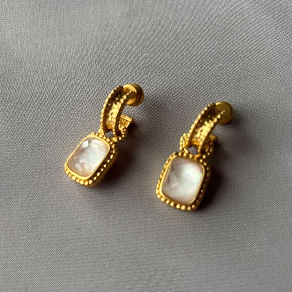 Brand New. $175 Julie Vos Earring color: Iridescent Clear Crystal - Picture 8 of 11